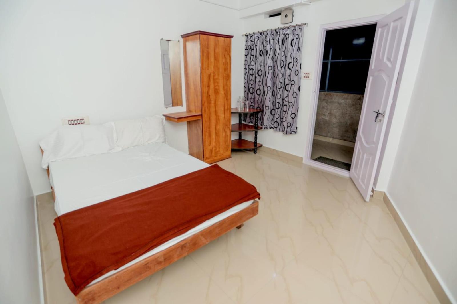 El Lora Resldency Bed & Breakfast Munnar Ngoại thất bức ảnh